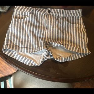 H&M striped shorts size small